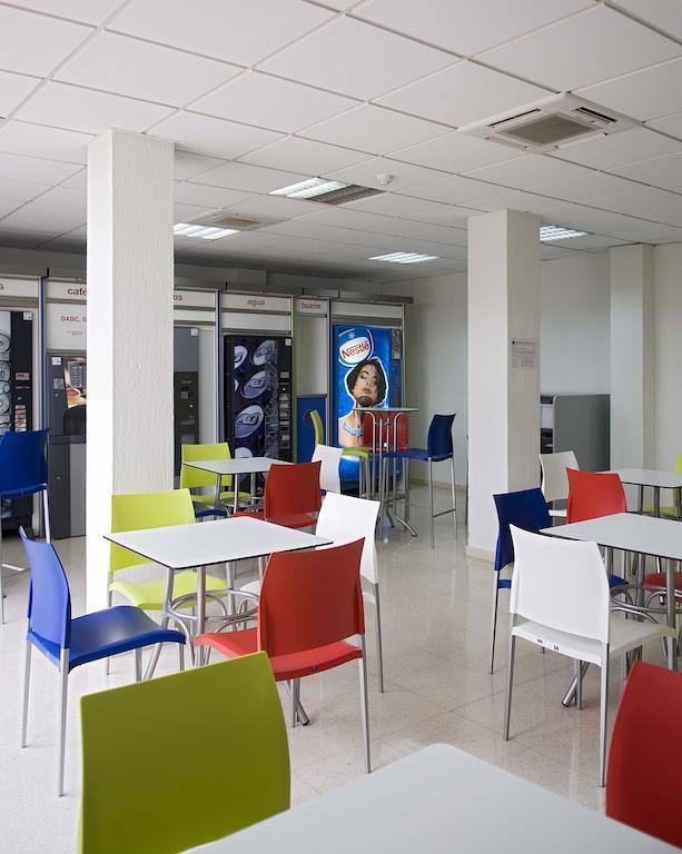 Albergue Inturjoven Sevilla Bagian luar foto