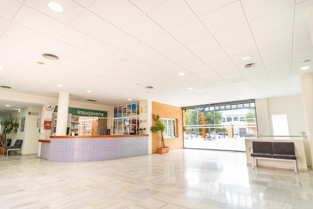 Albergue Inturjoven Sevilla Bagian luar foto