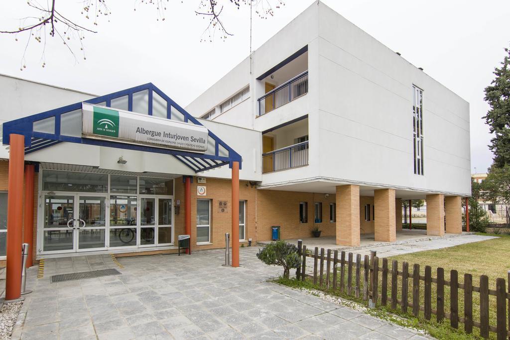 Albergue Inturjoven Sevilla Bagian luar foto