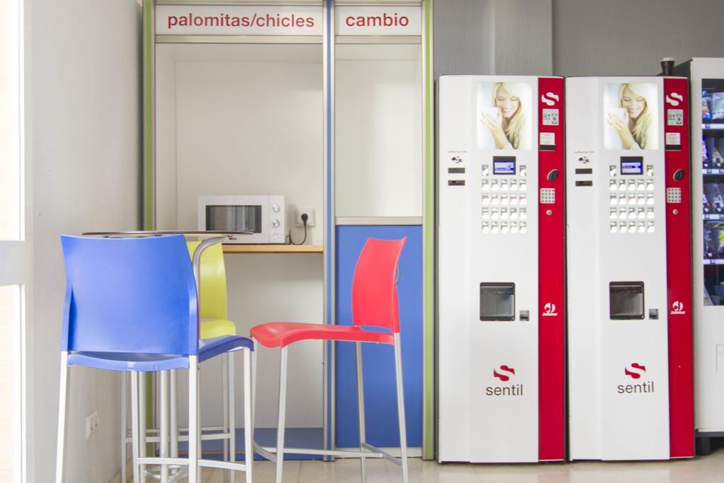 Albergue Inturjoven Sevilla Bagian luar foto