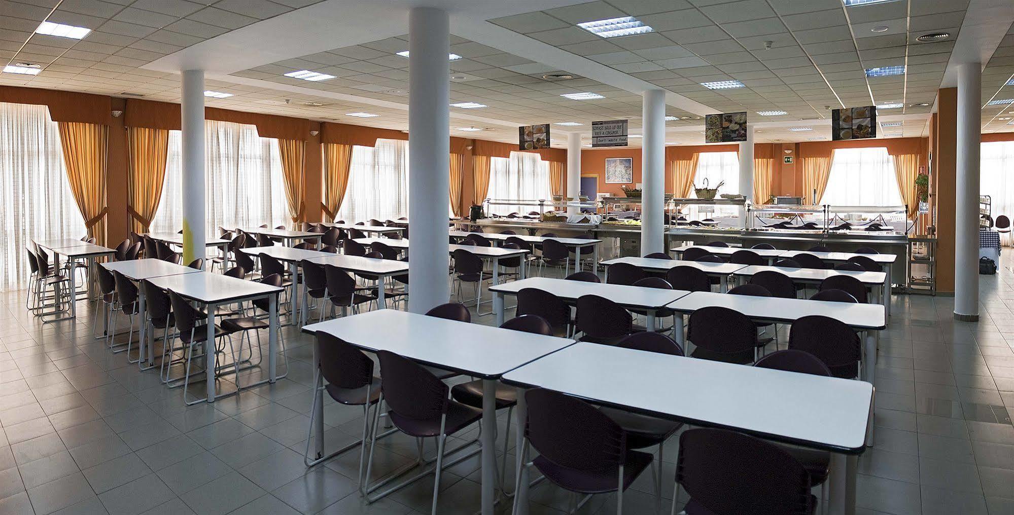Albergue Inturjoven Sevilla Bagian luar foto