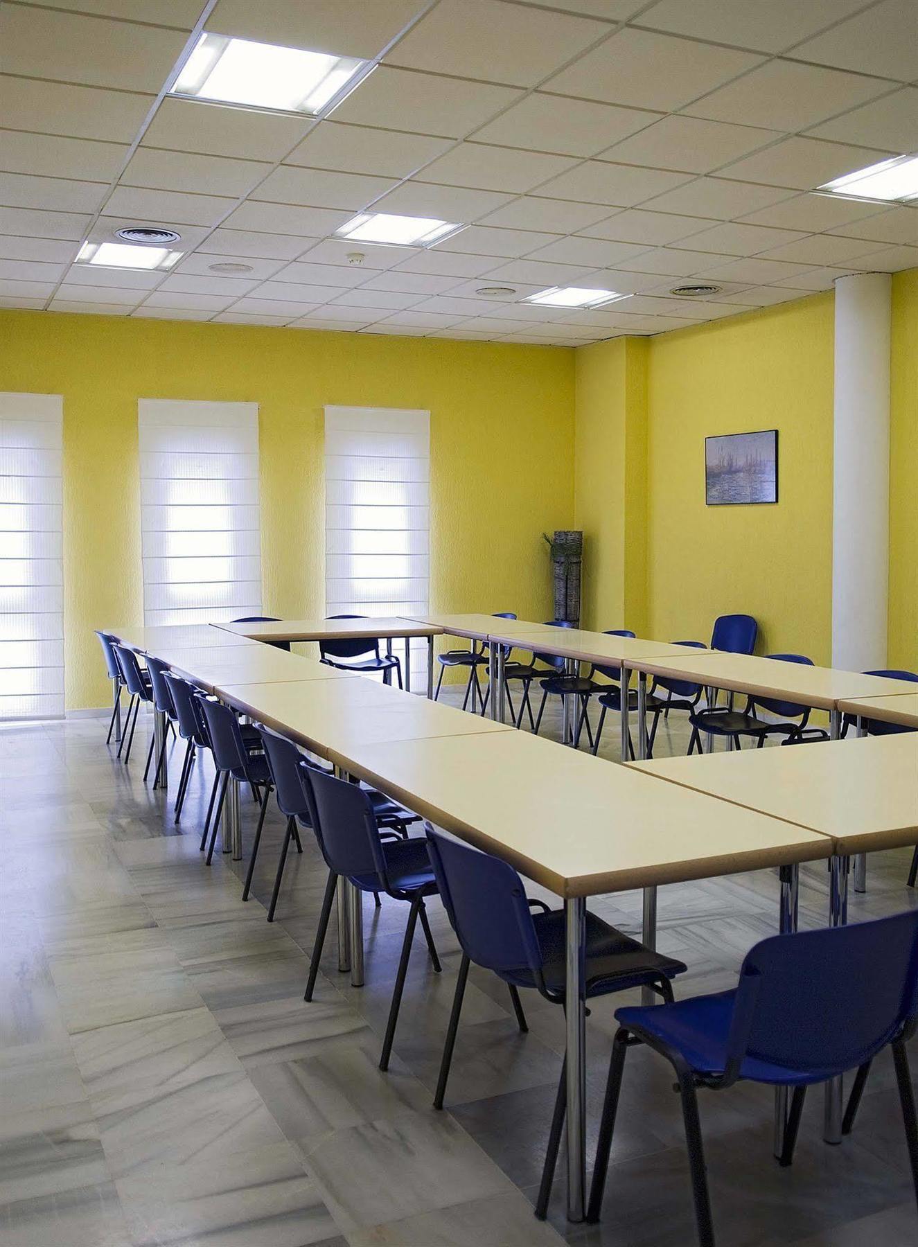 Albergue Inturjoven Sevilla Bagian luar foto